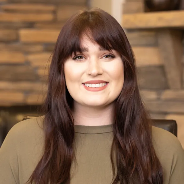 Portrait of Shelby, Dental Implants patient story